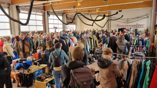 Hallenflohmarkt Feuerwehrhaus Neckargemünd